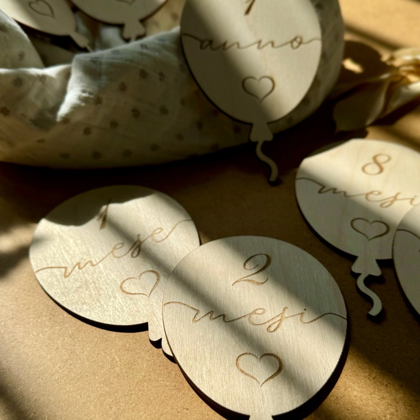 Milestone Cards Balloon Classic