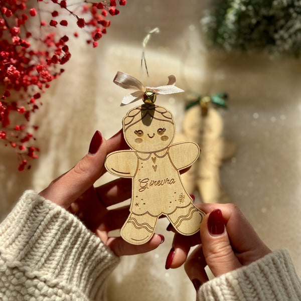 Omini di pan di zenzero – Decorazioni in legno personalizzate