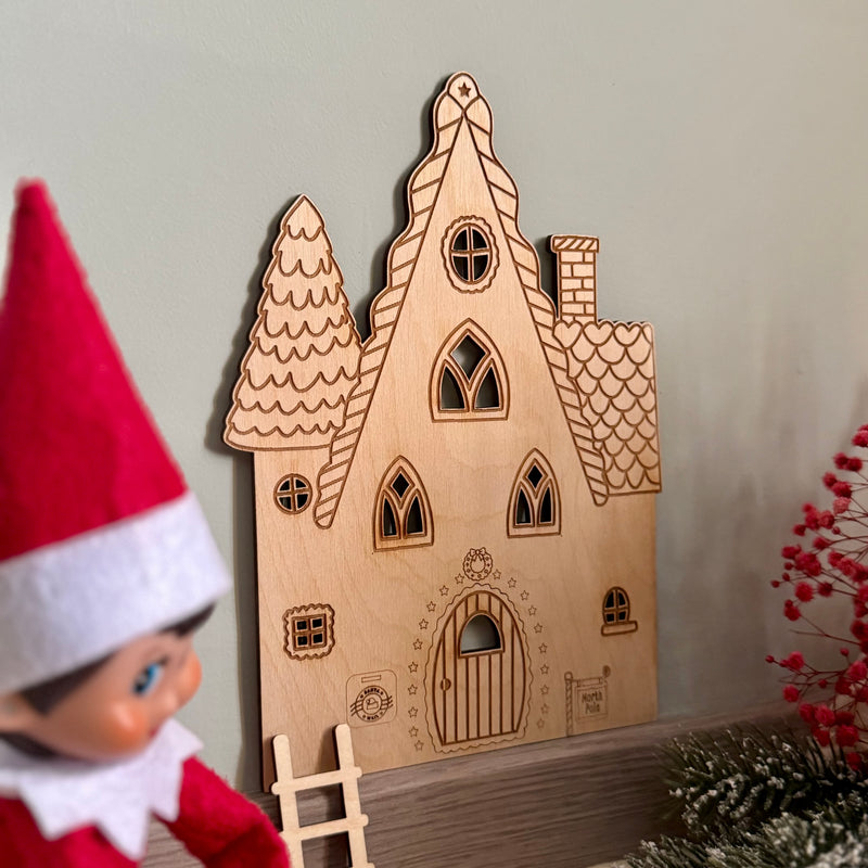 La Casa dell’Elfo di Babbo Natale – Decorazione natalizia in legno
