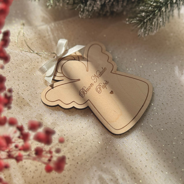 Angelo del ricordo – Decorazione natalizia in legno personalizzata