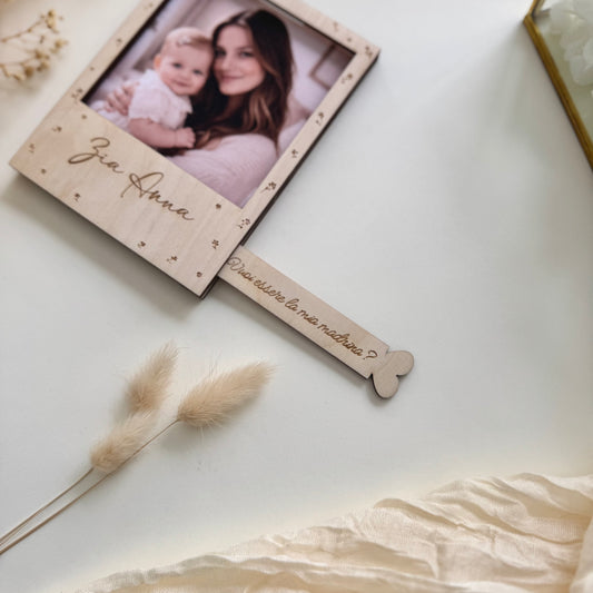 Portafoto Polaroid “Vuoi essere la mia Madrina/Padrino?” con calamita personalizzato "Flower"
